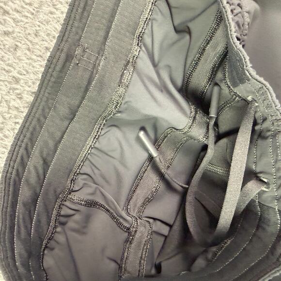 Lululemon Pace Breaker Jogger Pants Mens Medium Charcoal Gray Shorter 28" M5AYKS - Picture 4 of 10